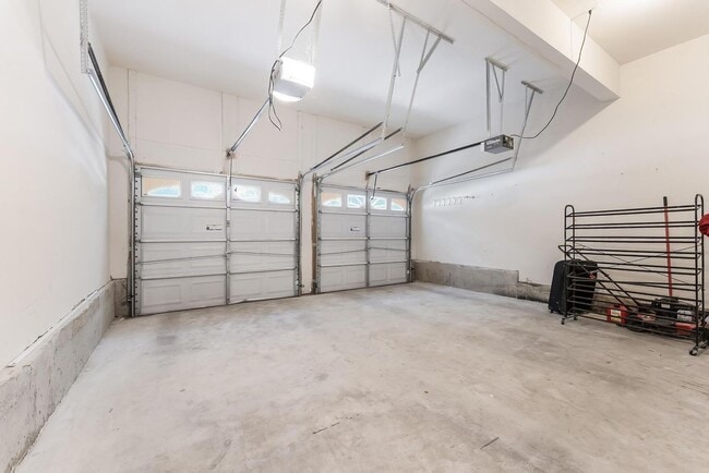 Building Photo - 20152 Boxwood Pl