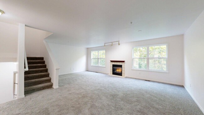 Building Photo - 3046 Barclay Way