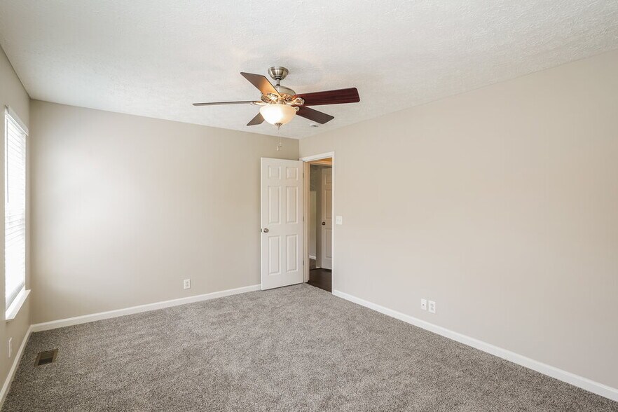 Building Photo - 3505 Glenfalls Dr