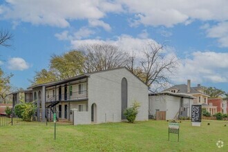 Building Photo - 336 S Dudley St