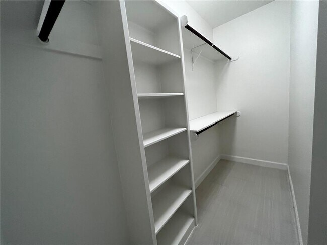Building Photo - 3573 Ranch Rd 620