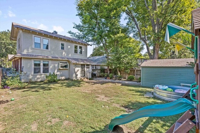 Building Photo - 1621 Linden Ave