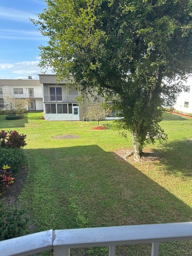 Building Photo - 370 Piedmont H