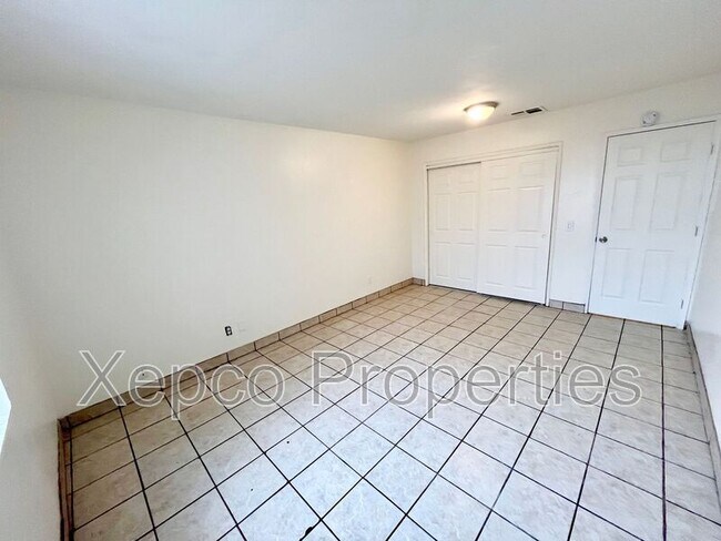 Building Photo - 13460 Quinta Way