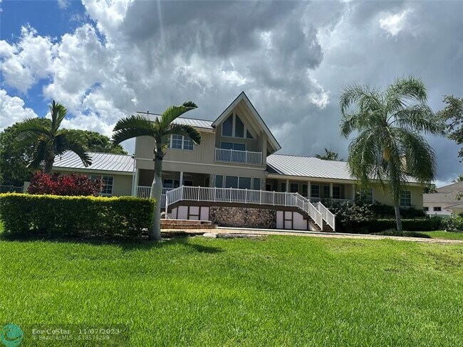 Building Photo - 441 Ridge Rd