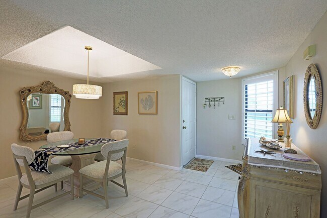 Building Photo - Terraverde 17240-2