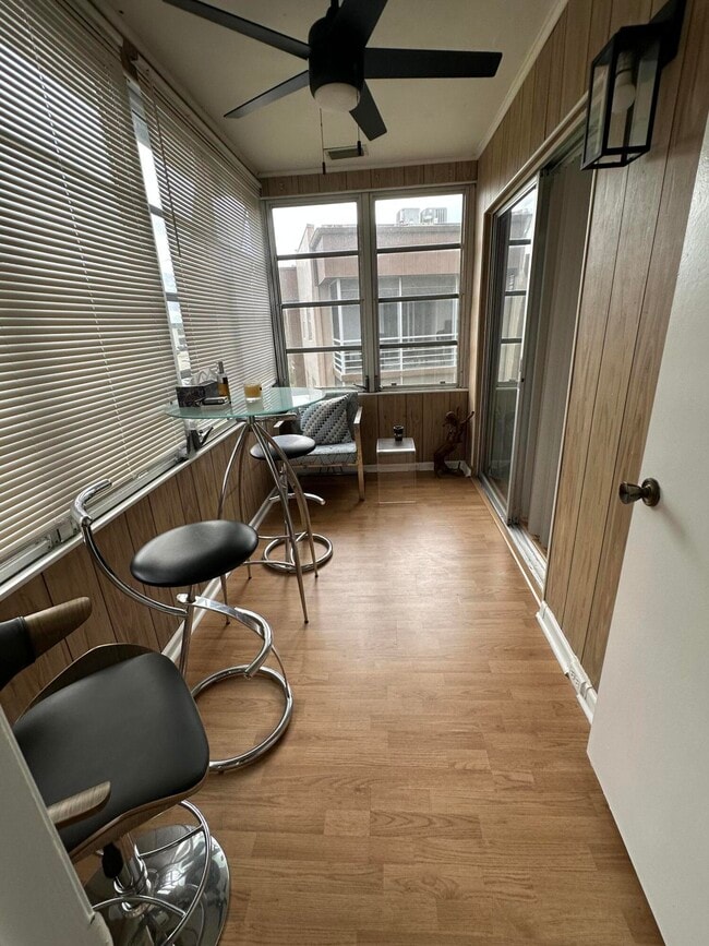 Building Photo - 370 Piedmont H