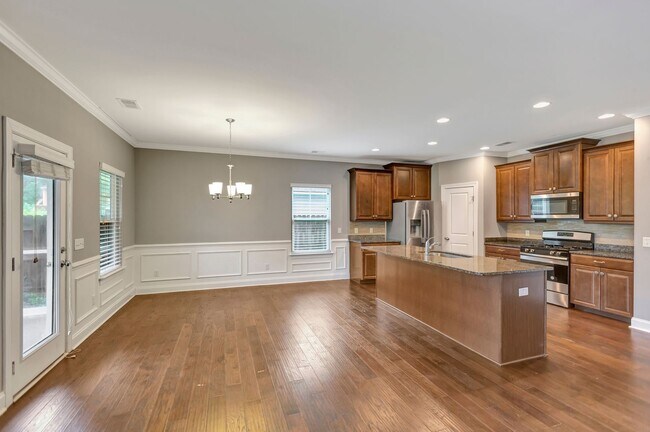 Building Photo - Welcome to Filbin Creek — North Charleston...