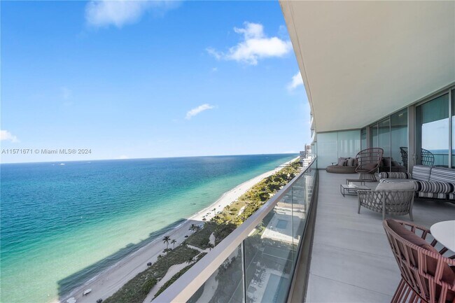 Building Photo - 10203 Collins Ave