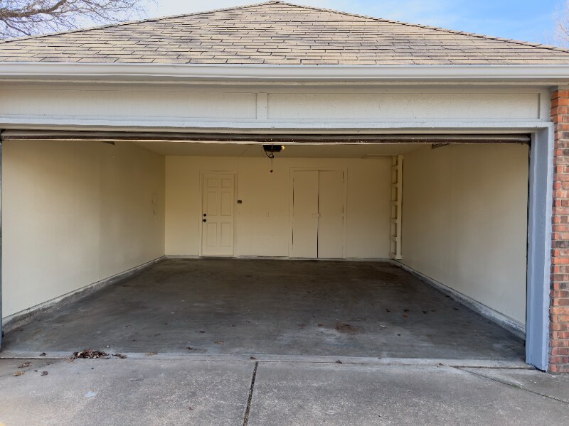 Building Photo - 9364 S 93rd E Ave