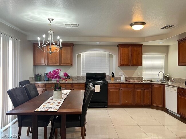 Building Photo - 5604 Believe Ct