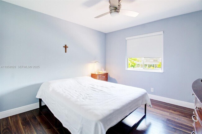 Building Photo - 1610 Sandpiper Cir