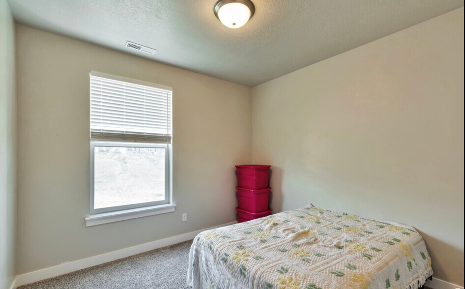 Building Photo - 13239 Dominica Ln
