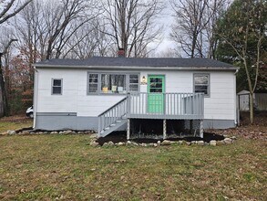 Building Photo - Two Bedroom / Two Bath House