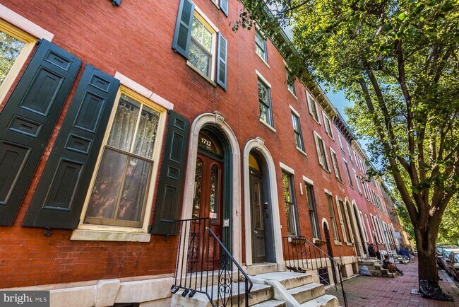 Building Photo - 1712 Wallace St