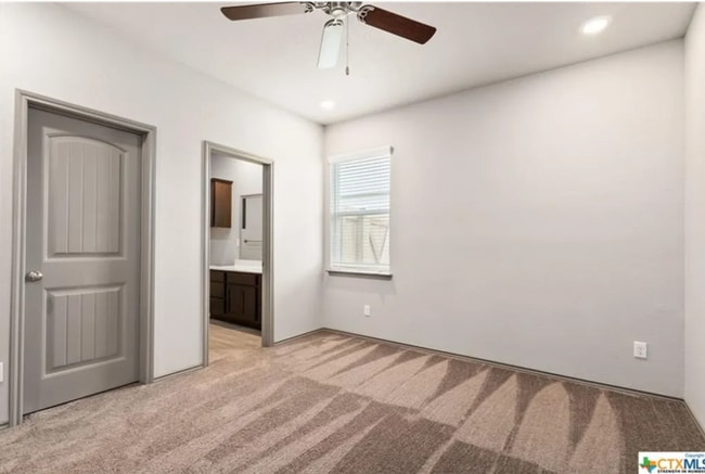 Building Photo - 3 Bedroom / 2 Bathroom Townhome – Copperas Cove - Coming Soon
