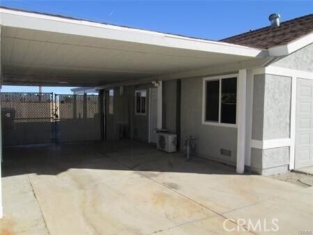 Building Photo - 47160 Elizabeth Dr