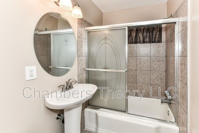 Building Photo - 6607 Berkshire Dr