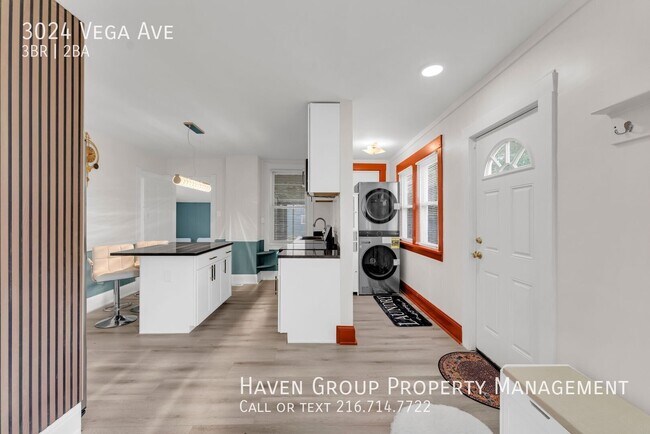 Building Photo - 3024 Vega Ave