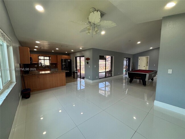 Building Photo - 7099 NW 48th Ct