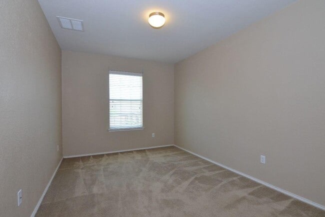 Building Photo - 11525 Autumn Ash Dr