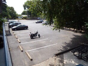 Ample Parking - Pacific Crest