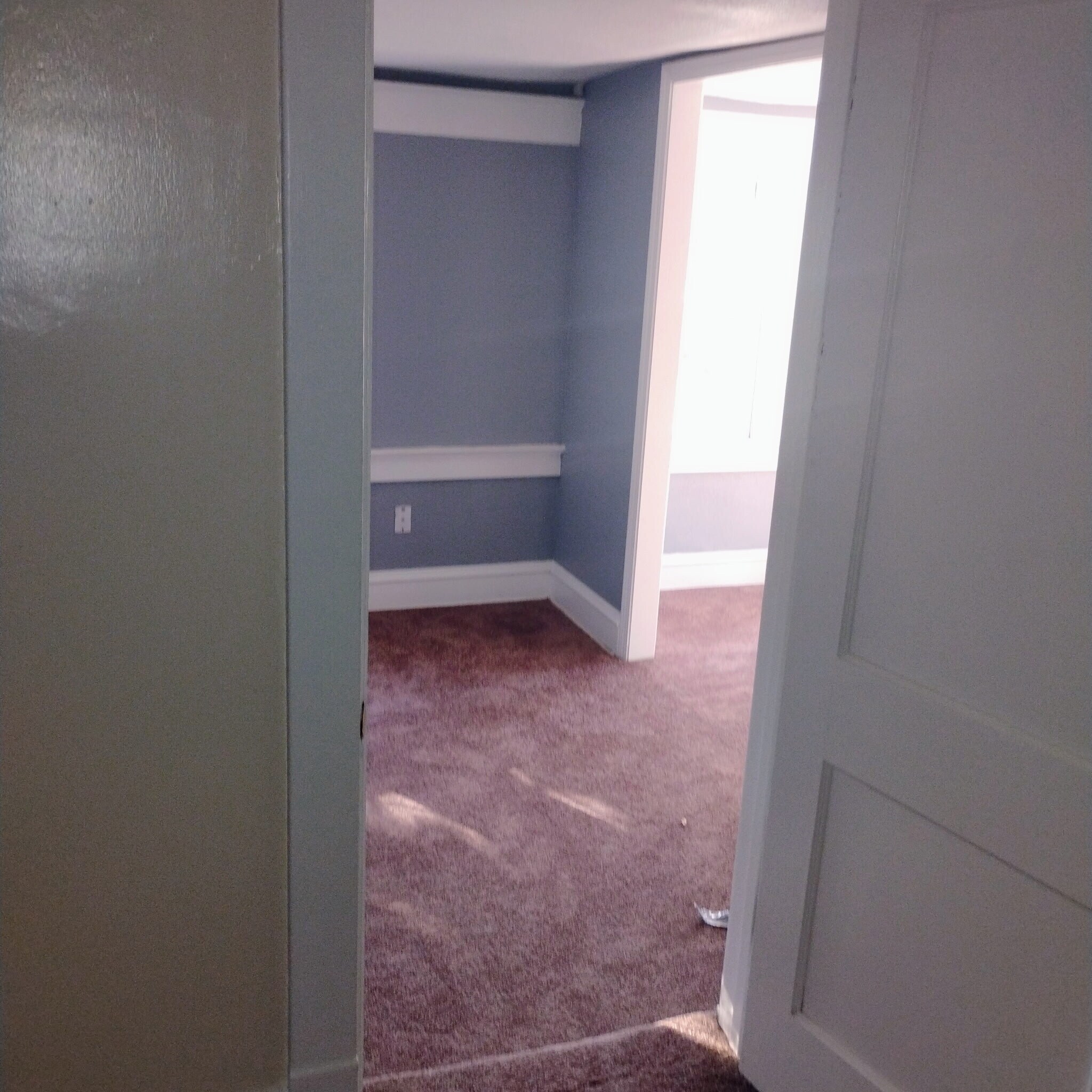 Building Photo - 2914 Bales Ave