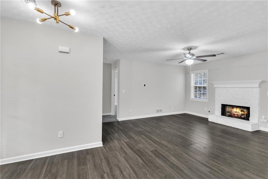 Building Photo - 1900 Tribble Ridge Dr