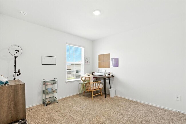 Building Photo - 24010 Breckenridge Hts Ln