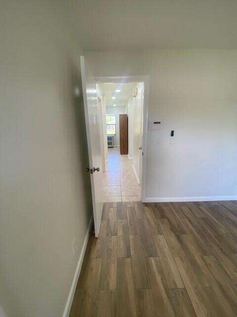 Building Photo - 1100 Cameo Cir