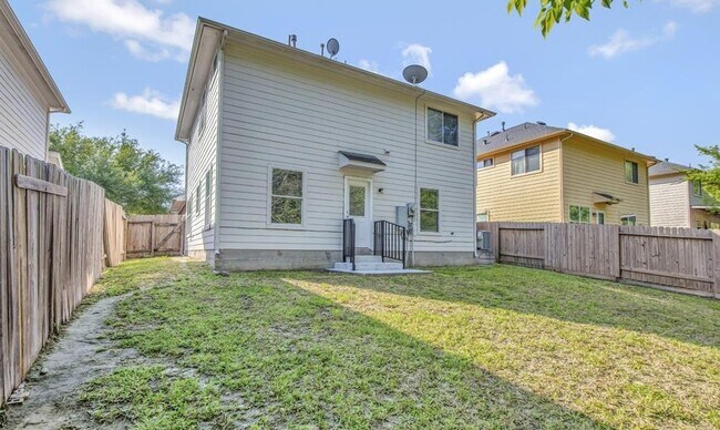 Building Photo - 2927 Cypress Island Dr