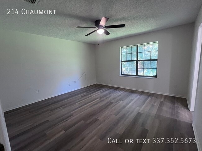 Building Photo - 214 Chaumont-
