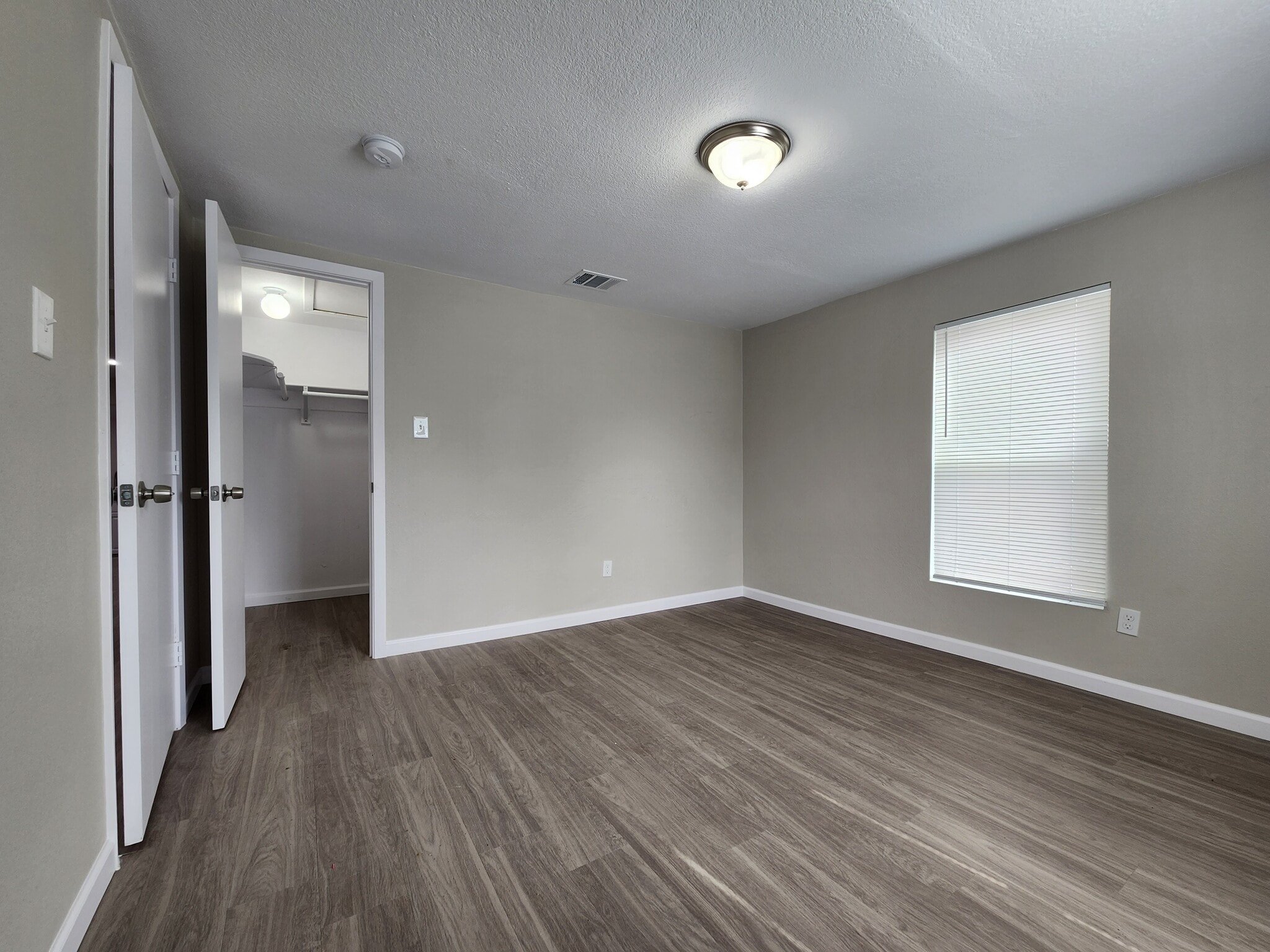 Bedroom 2 - 405 Perry Ave