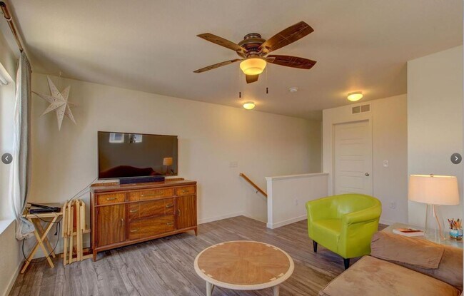 Building Photo - Long Realty & Property Management- Furnish...