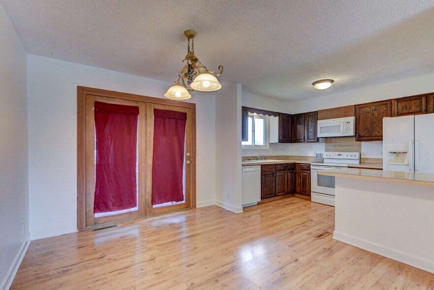 Building Photo - 3514 Glory Cir