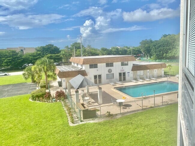 Building Photo - 6289 Lear Dr