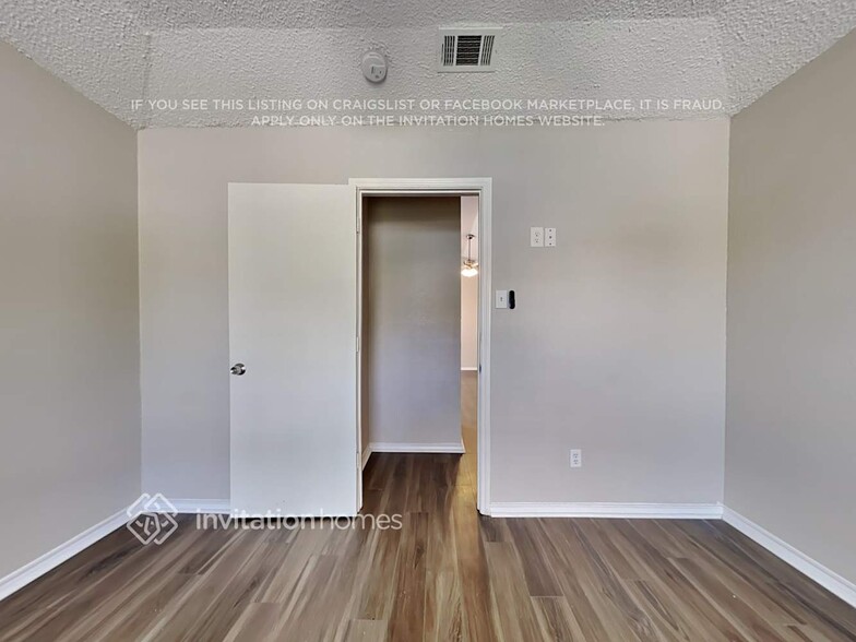Building Photo - 1118 Sandalwood Ln
