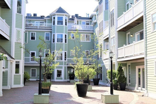 Building Photo - 205 Richdale Ave