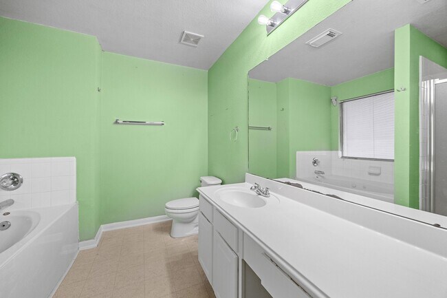 Building Photo - 3639 John Hancock Ln