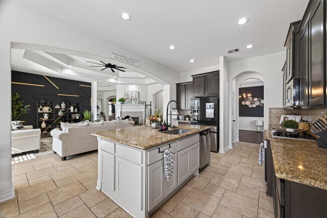 Building Photo - 32111 Dunham Creek Ln