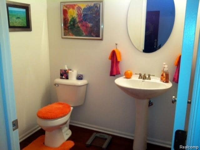 Building Photo - 149 S Vista