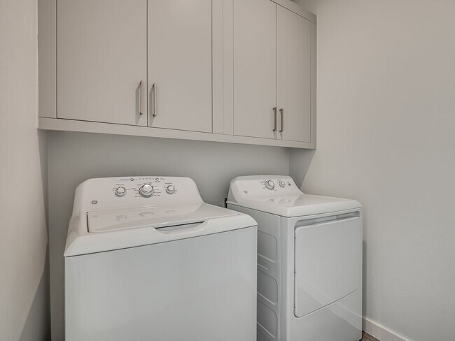 Building Photo - Beautiful New Construction Home in Oklahom...