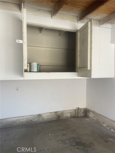 Building Photo - 3703 Country Oaks Loop
