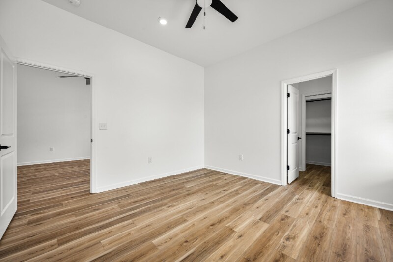 Building Photo - 207 Indigo Ln