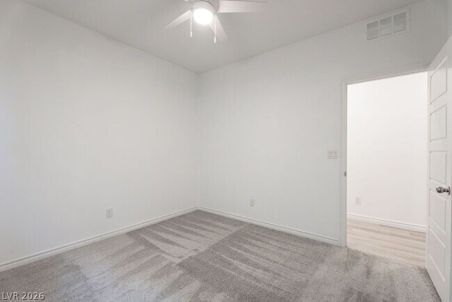 Building Photo - 6822 Greensmen Ave