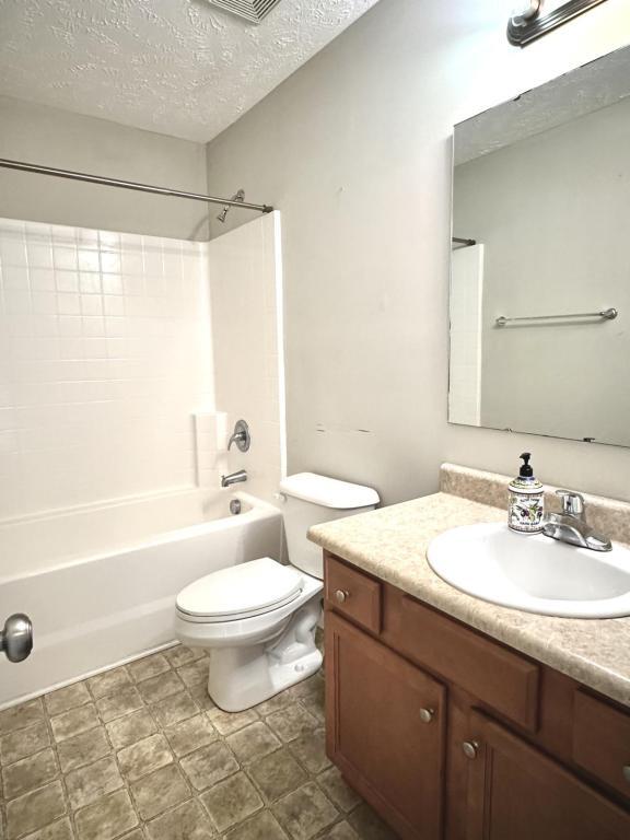 Building Photo - 591 Copper Creek Dr