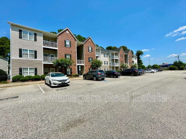 Primary Photo - 635 Marshtree Ln