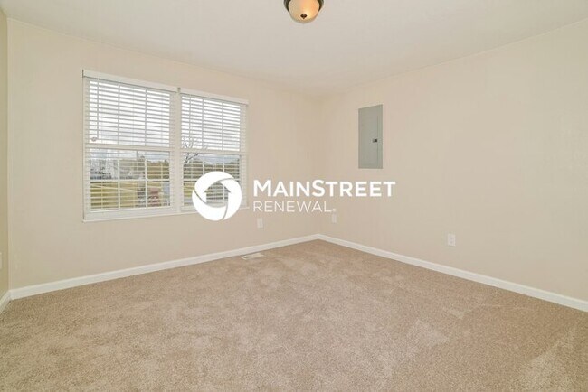 Building Photo - 3 Bedroom Pet-Friendly Home in LA FOLLETTE...