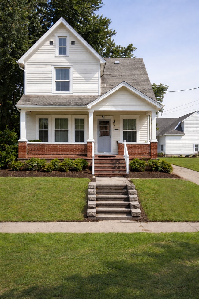 Building Photo - 2BR Canton House for Rent