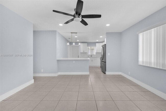 Building Photo - 357 Phippen Waiters Rd